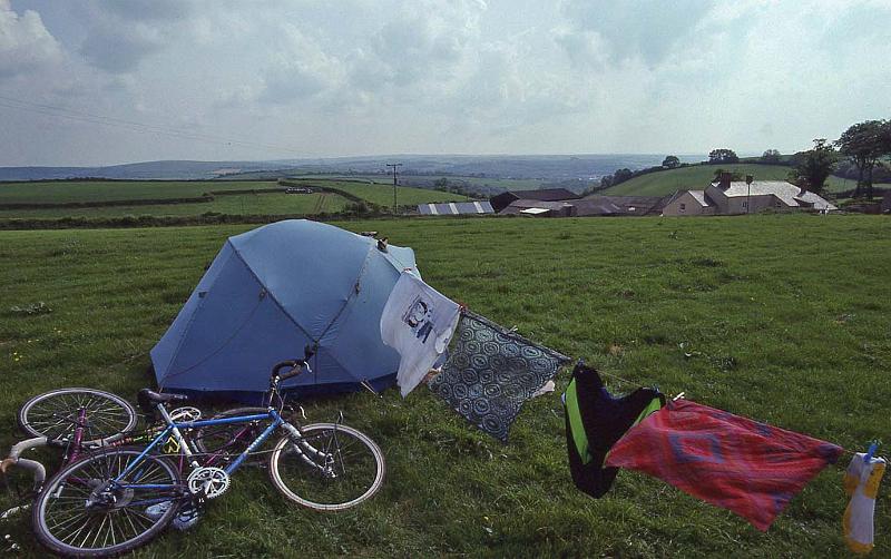 WT 2700 332-19 UK 1992-1.jpg